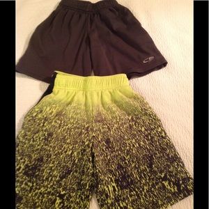 Boys sport shorts - size S 6/7 (2 pair)