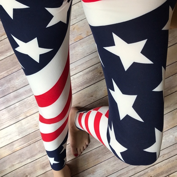  Wonder Woman Leggings, So Soft, OSFM (2-12) - Picture 4 of 6