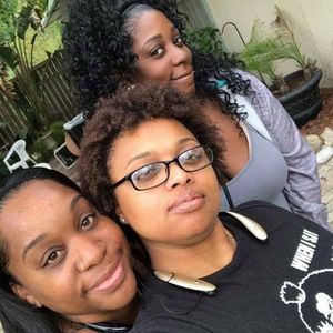 Meet your Posher, Ramona