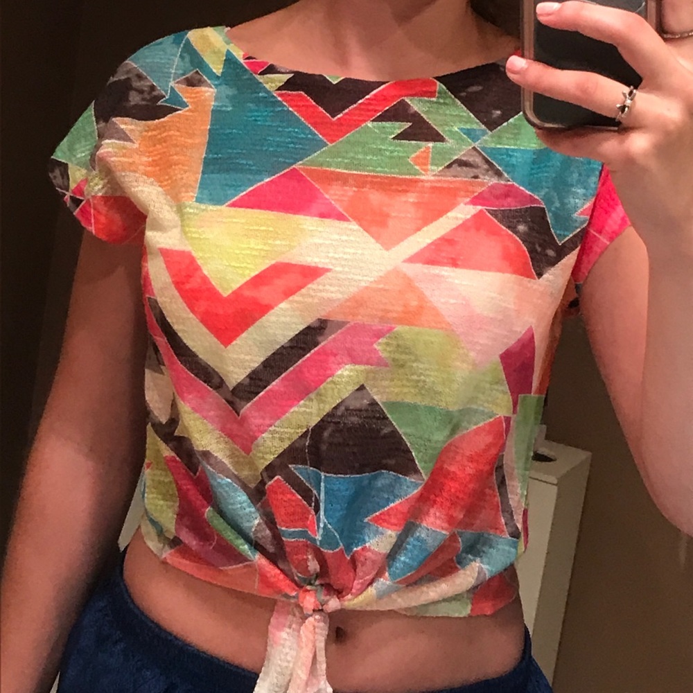 Colorful triangle tie up cropped top