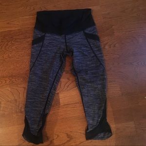 Lululemon size 4 leggings