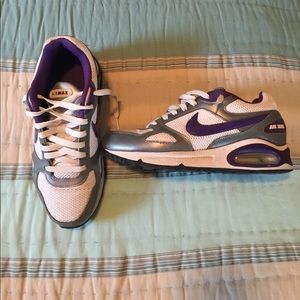 Nike Air Max tennis shoes
