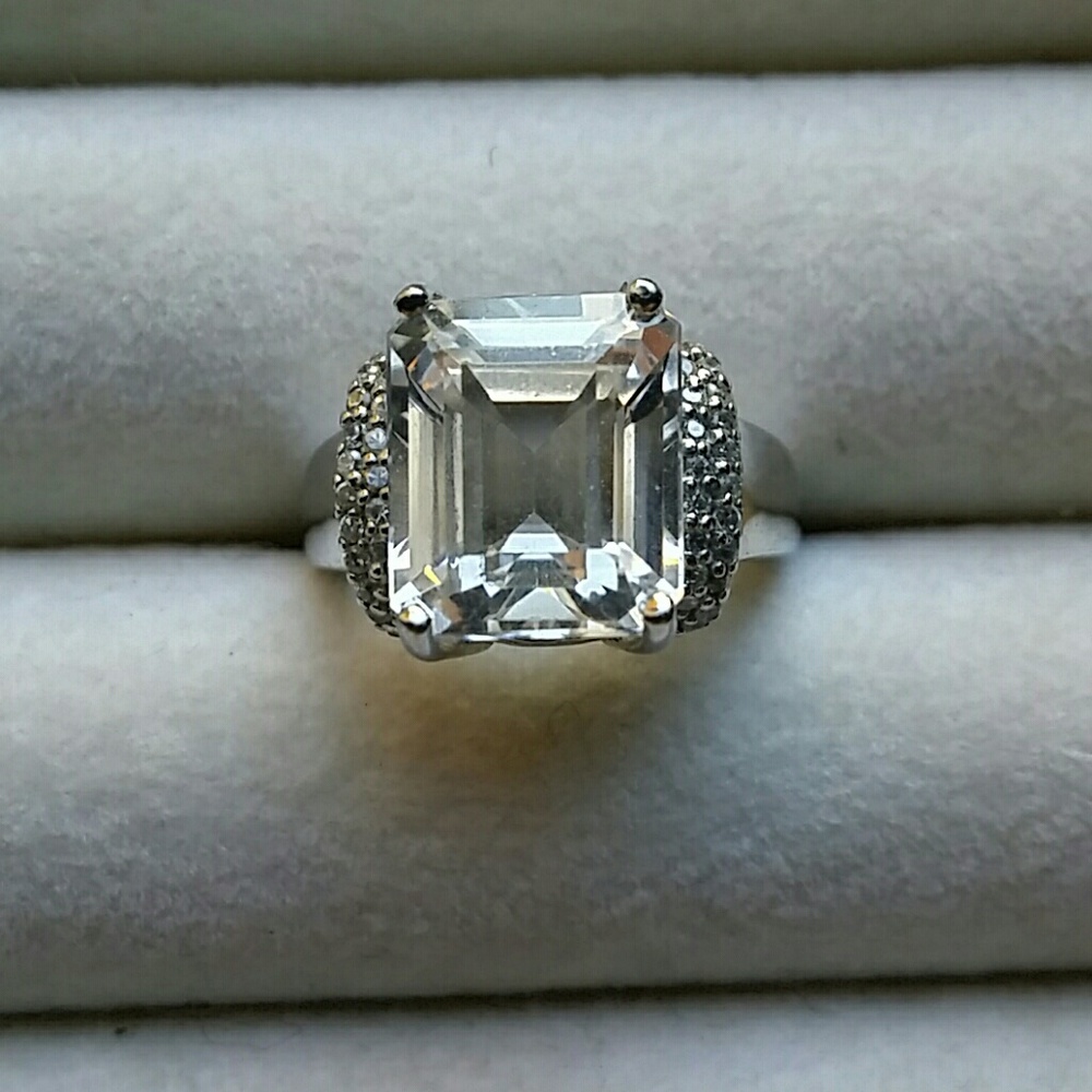 White sapphire and silver ring size 5.5