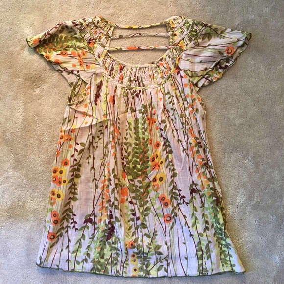 Free People boho floral top. - Picture 2 of 4