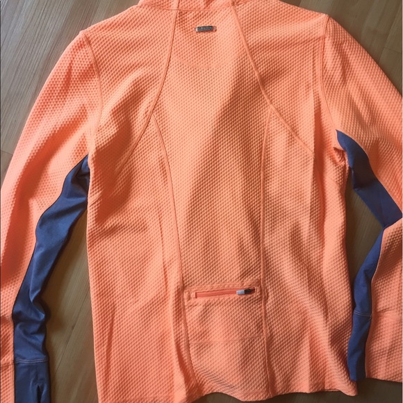 Calvin Klein Performance Running jacket - Picture 2 of 3