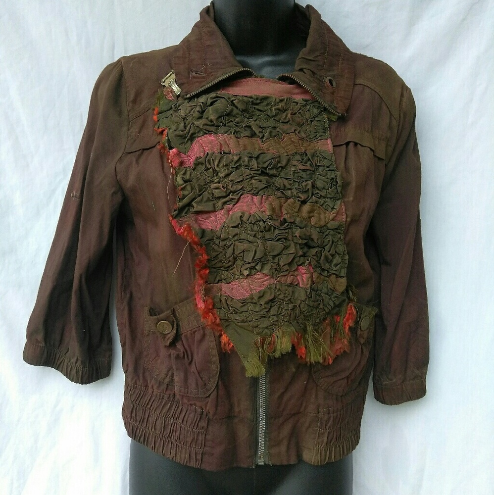Custom crop sleeve jacket