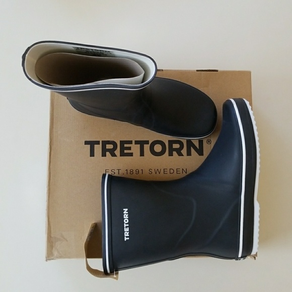 Tretorn Shoes - NWT Really Cute & Comfy Rubber Boots