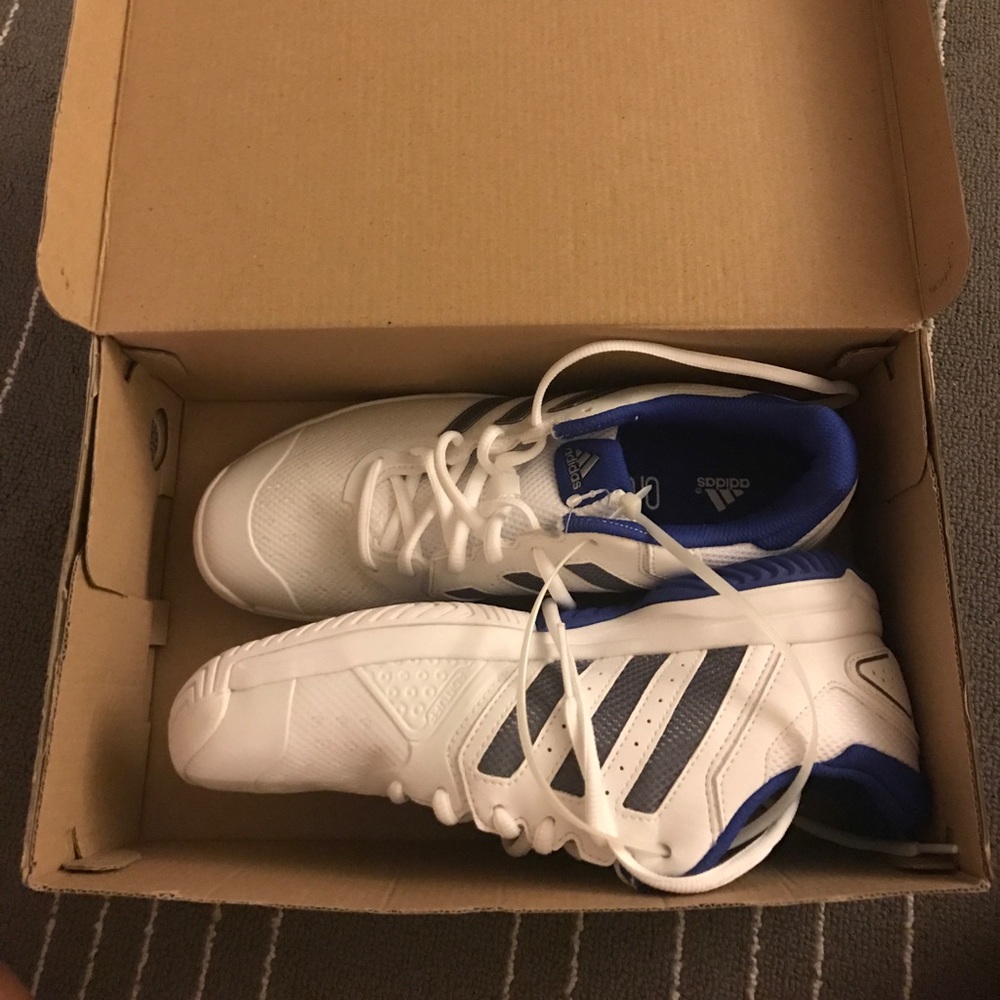 ADIDAS court sneakers *NEVER WORN*