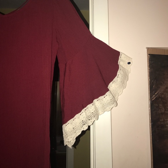 Top - Picture 2 of 3