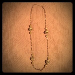 Gold Chainlink Necklace with Flower Cluster Detail