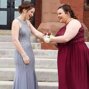 Meet your Posher, Tess