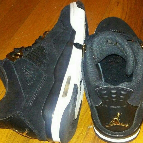 Royal 4s