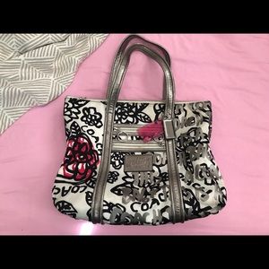 Coach poppy tote