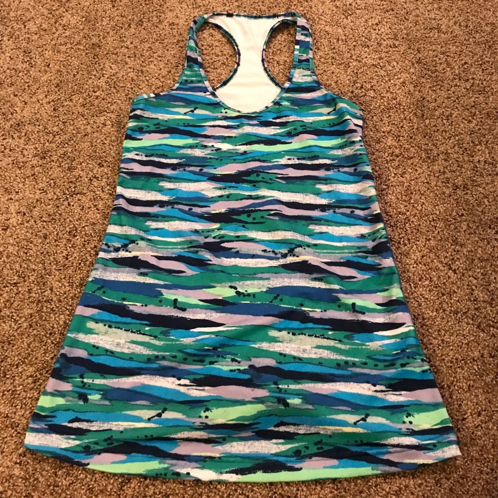 Lululemon tank