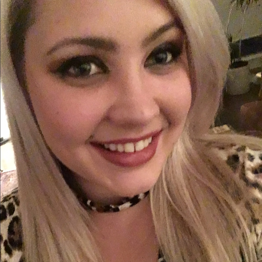 Meet your Posher, Grace