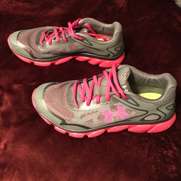 Under Armour - Picture 4 of 5