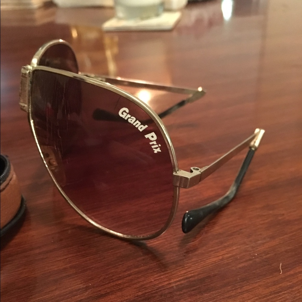 Vintage foldable aviator Grand Prix sunglasses