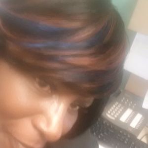 Meet your Posher, Valerie