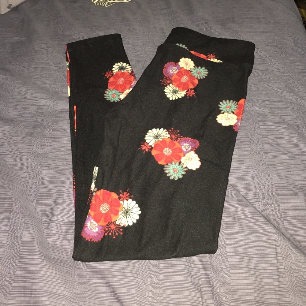 Lularoe OS Floral Leggings