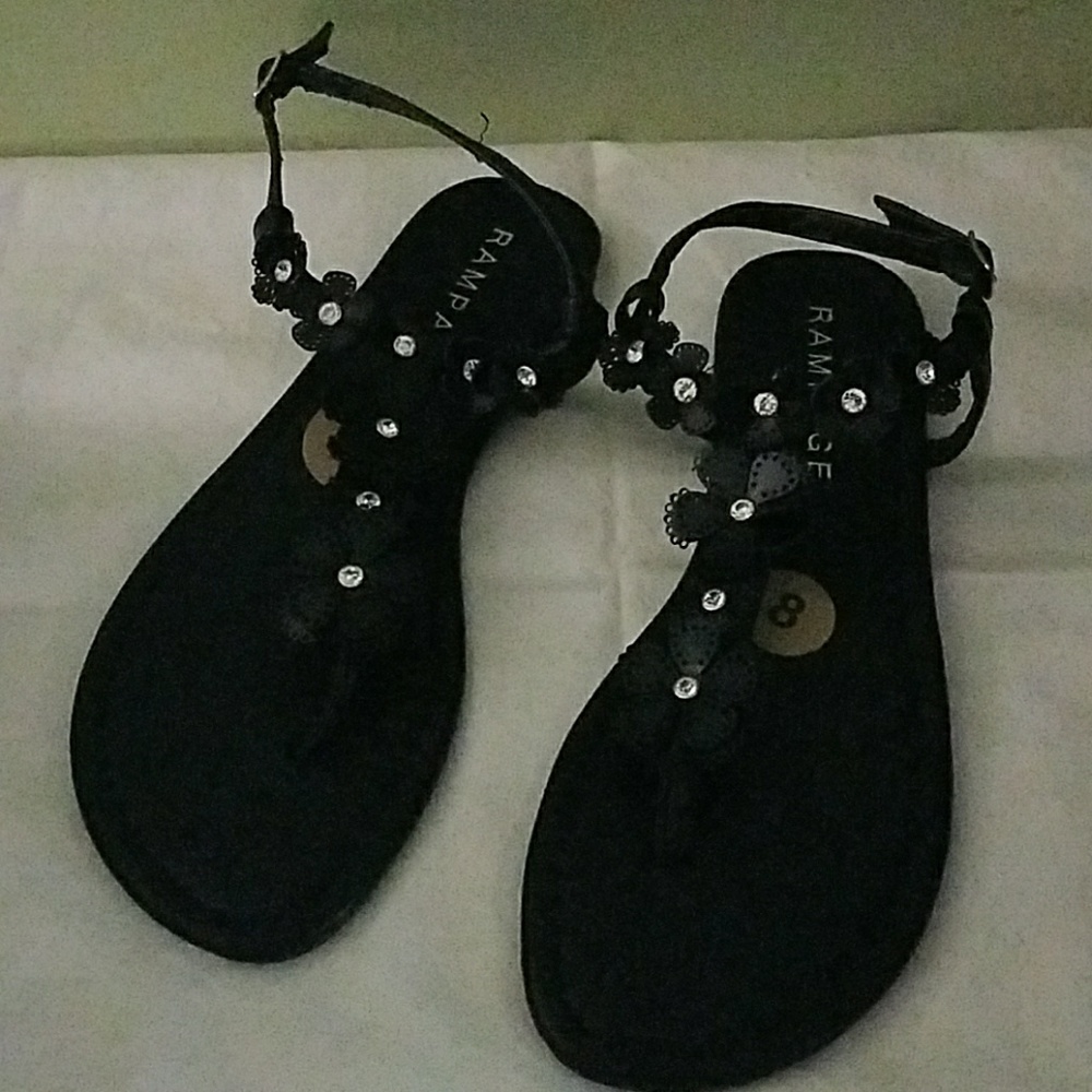 Rampage Black sandals with Flower strap