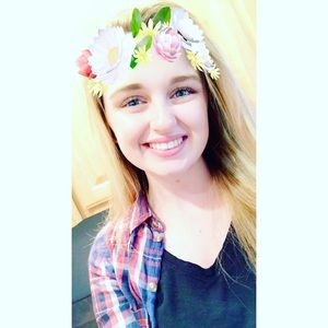 Meet your Posher, Gabrielle