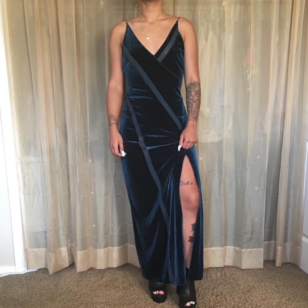 ✨price drop Free People Velvet Maxi Dress