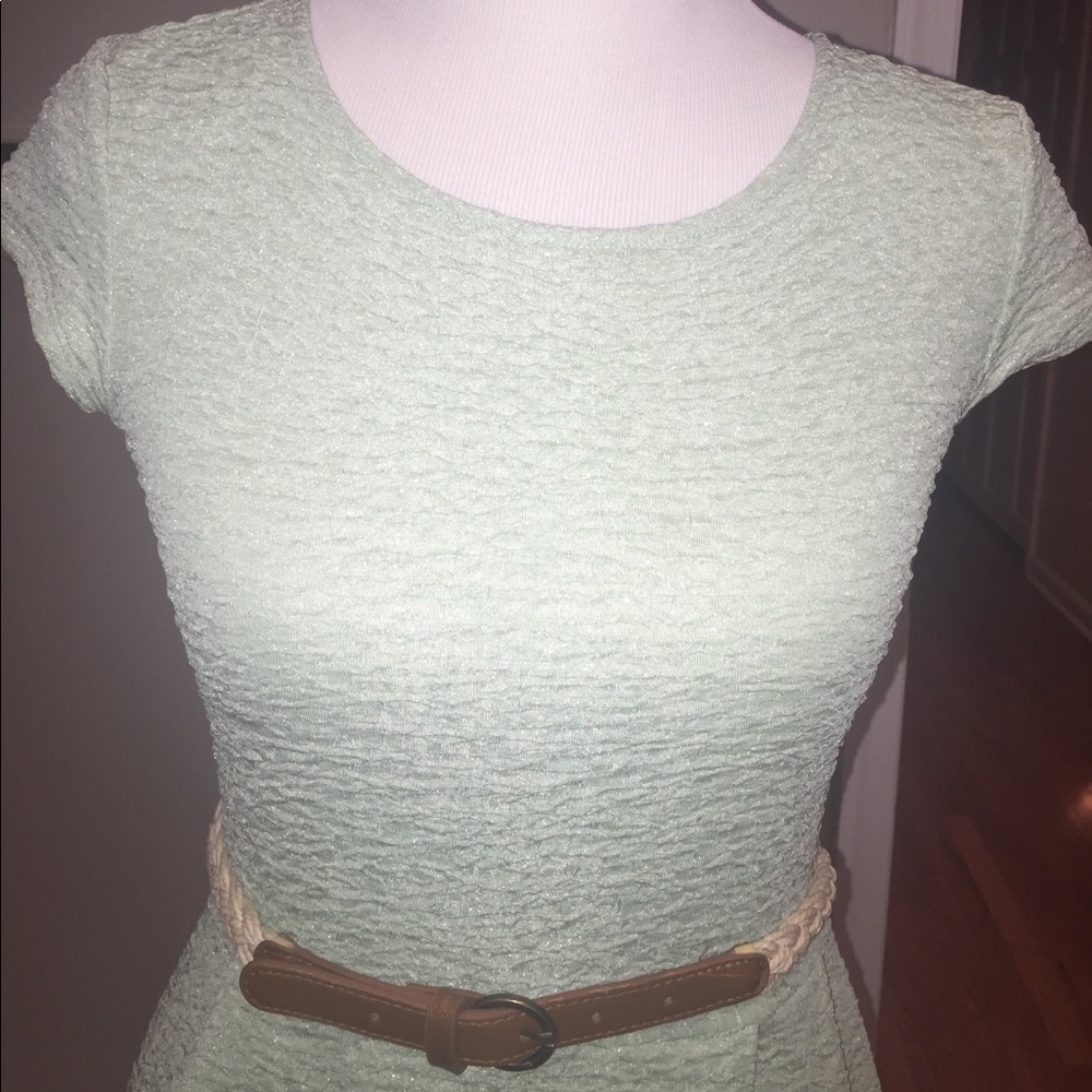 Dress - Picture 2 of 4