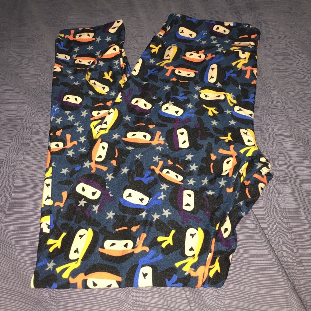 Lularoe OS Ninja Leggings