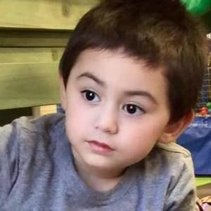 Meet your Posher, Josh xander