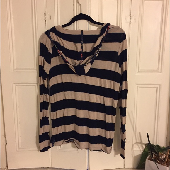 Striped pullover - Picture 2 of 2