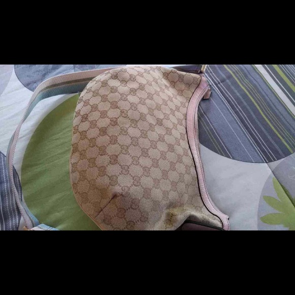 Gucci Cross-body Bag - Used - Picture 3 of 4