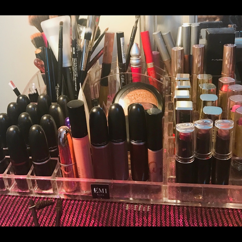 Acrylic makeup organizer 💄