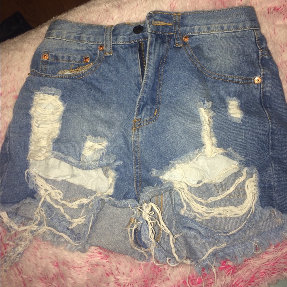 High-waisted shorts