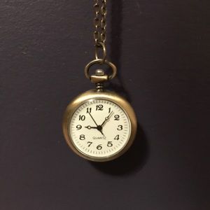 CLOCK NECKLACE