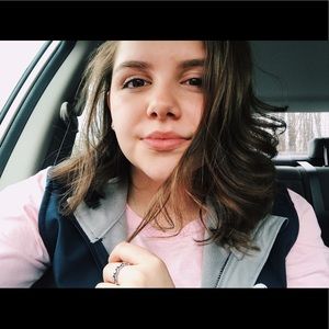 Meet your Posher, Bella