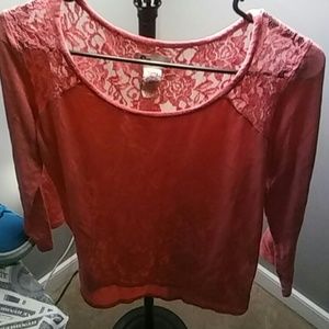 Half sleeve lace shirt