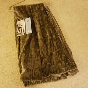 Taupe faux fur throw