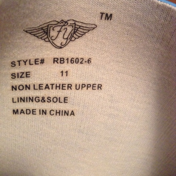 Forever Young size 11 real rain boots - Picture 3 of 3