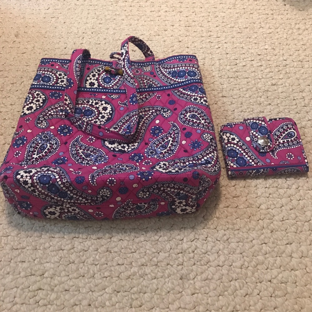 Vera Bradley bag and wallet set