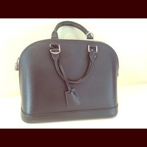 Louis Vuitton Alma PM handbag (Black Epi leather)
