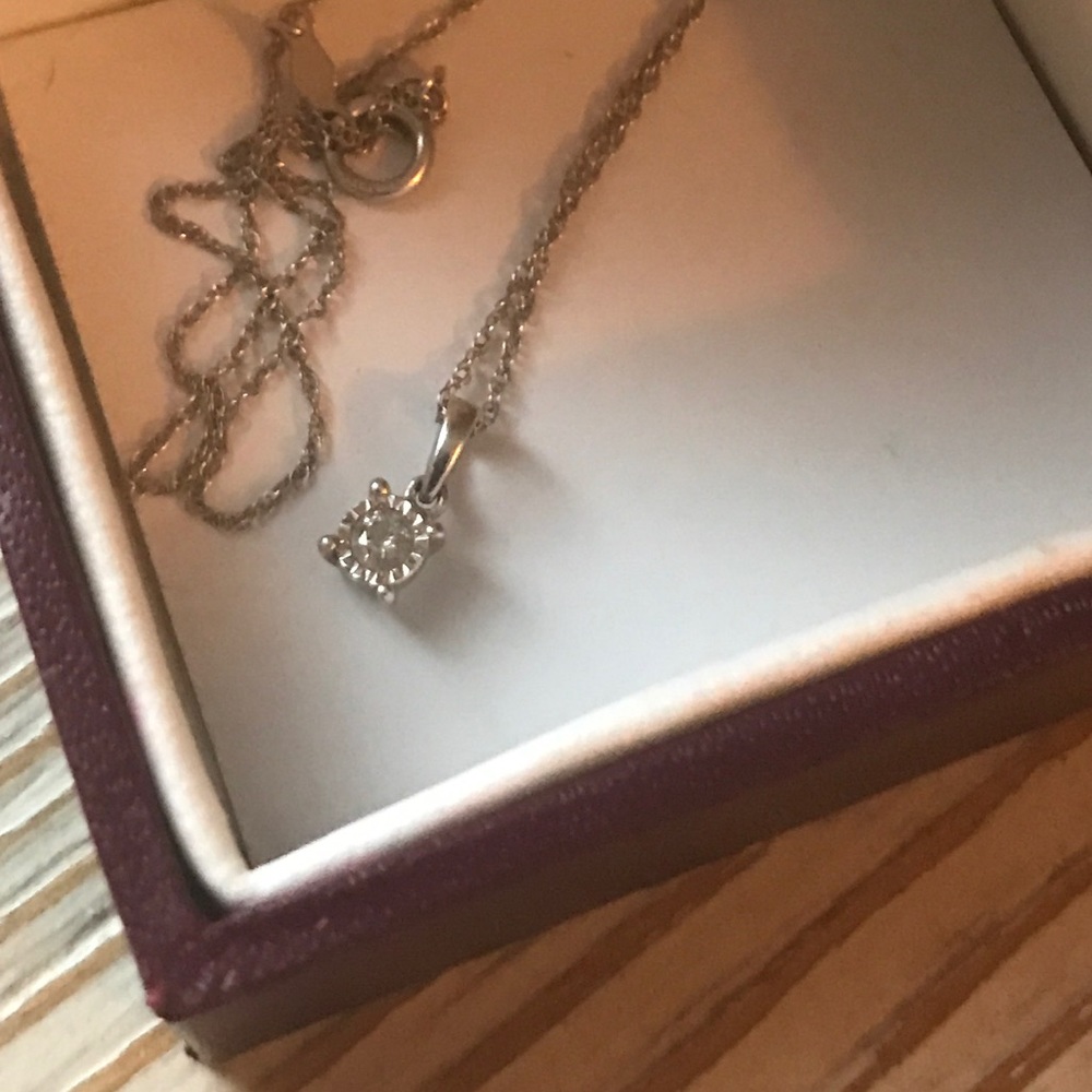 Helzberg Diamond Necklace