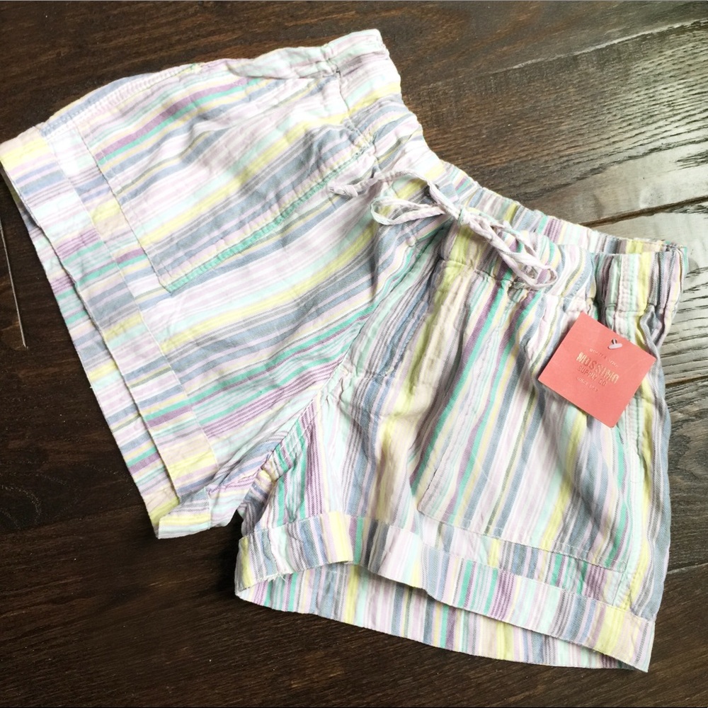 ✨NWT✨ Mossimo Supply Co. Elastic Waist Shorts