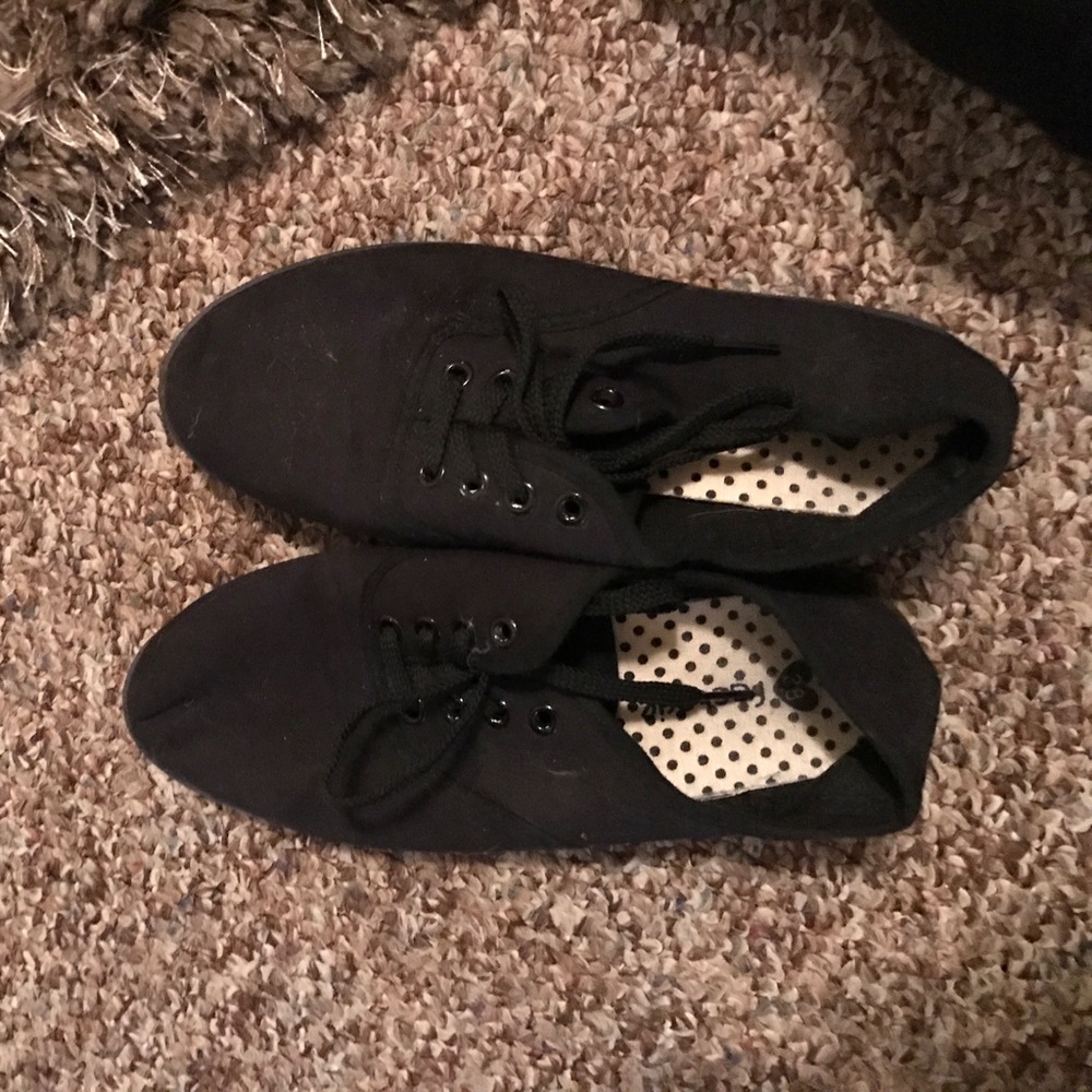 Black keds