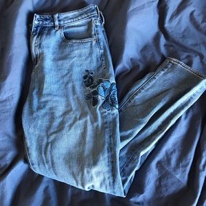 Embroidered Mom Jeans