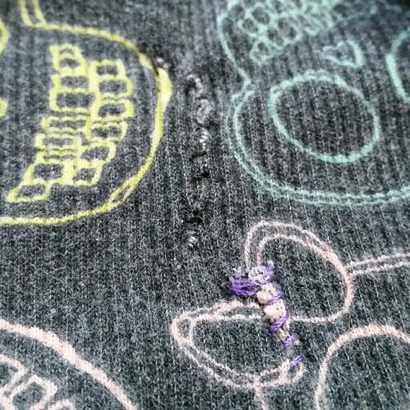 Girly skull tank top - Picture 4 of 5