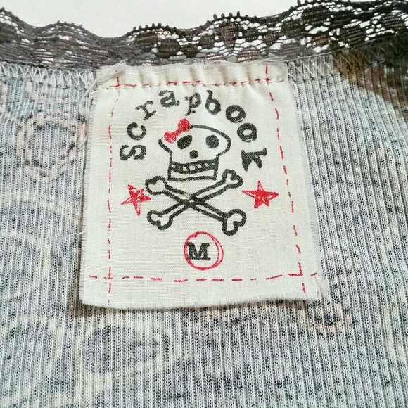 Girly skull tank top - Picture 5 of 5