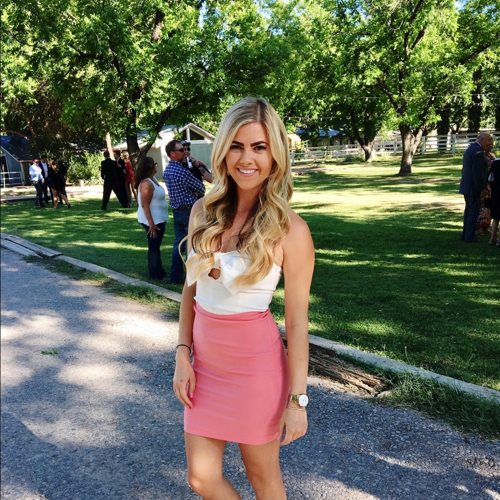 Meet your Posher, Danielle
