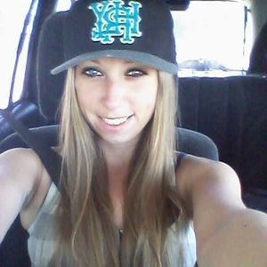 Meet your Posher, Melyssa