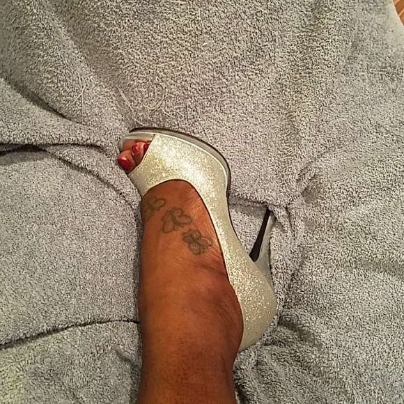 Silver Sparkly Heels - Picture 4 of 4