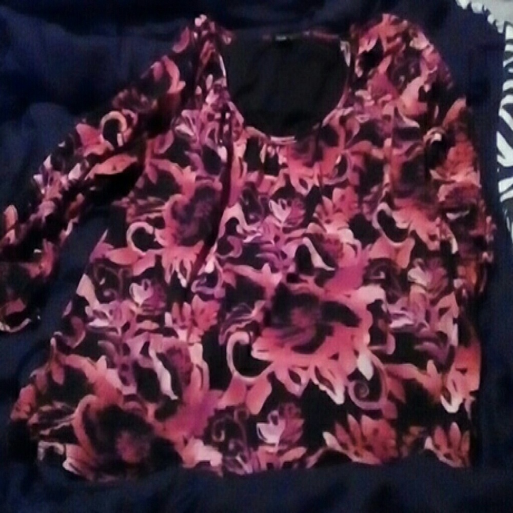 SOLD!!!! Style and Company XL top